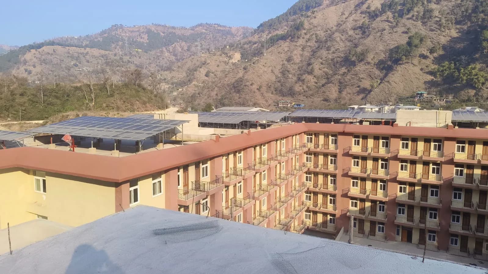 IIT Mandi rooftop solar installation in Mandi, Himachal Pradesh